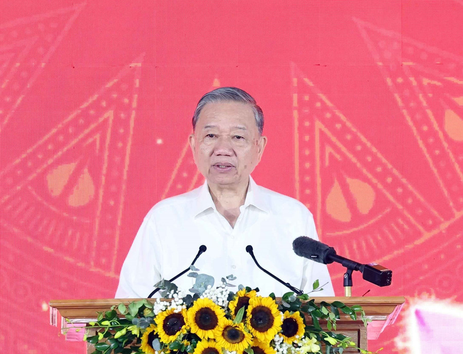 Tổng Bí thư Tô Lâm phát biểu tại lễ khởi công Tổng Bí thư Tô Lâm phát biểu tại lễ khởi công