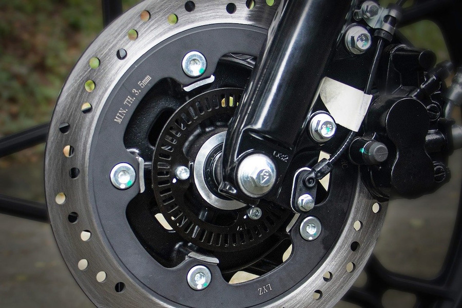 nghenhin-xedoisong-suzuki-gn125-3.jpg