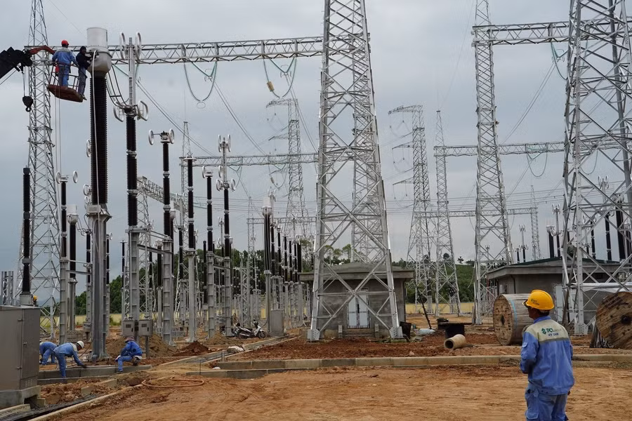 Trạm biến áp 500kV Lào Cai, điểm khởi đầu của tuyến đường dây 500kV Lào Cai – Vĩnh Yên.