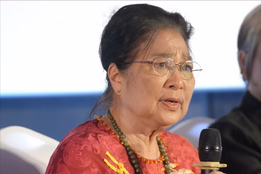 NSƯT Kim Xuyến chia sẻ về vai diễn trong phim Buông.