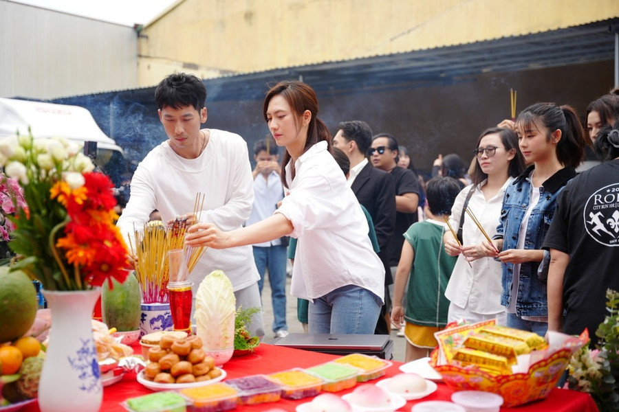 Tuấn Trần và Phương Anh Đào tái ngộ sau thành công vang dội của phim Mai. Ảnh: ĐPCC Tuấn Trần và Phương Anh Đào tái ngộ sau thành công vang dội của phim Mai. Ảnh: ĐPCC
