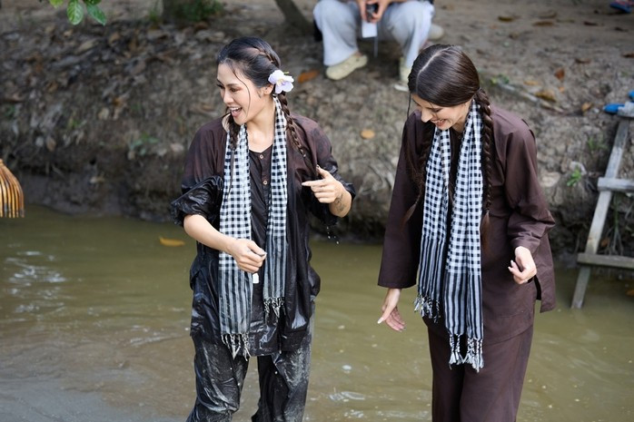 Các hoạt động đậm chất miền Tây của các thí sinh Miss Charm 2025