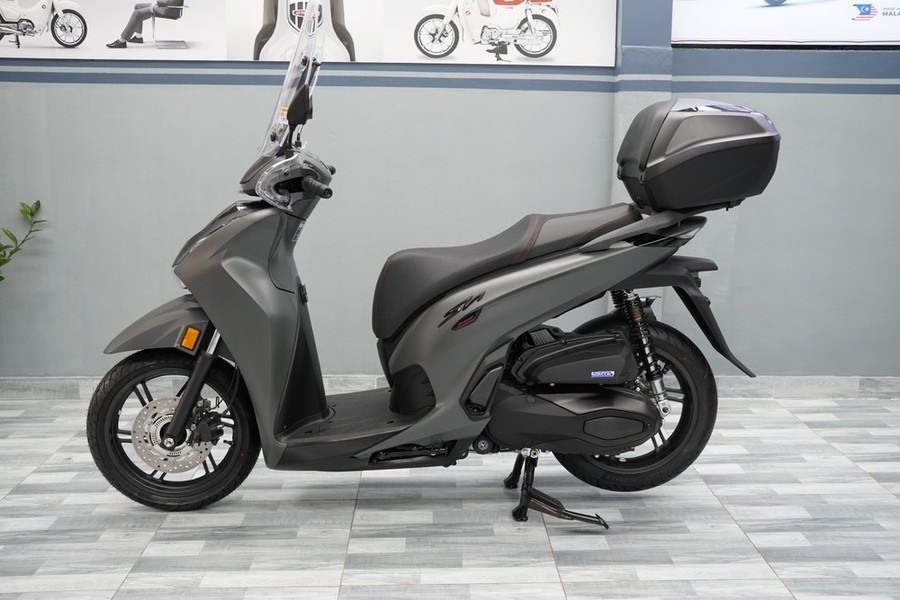 Honda SH 350i 2025. Ảnh: S.T sh350i-nhap-y-7-7460-4190.jpg