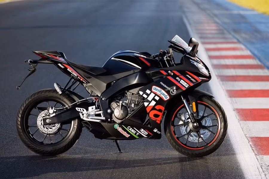 nghenhin-xedoisong-aprilia-rs-12-3.jpg