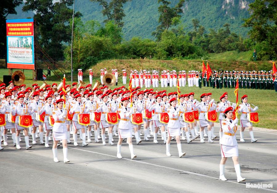Khối nữ Quân nhạc Việt Nam là biểu tượng của âm hưởng hào hùng và vai trò nổi bật của phụ nữ trong Quân đội, góp phần tạo nên bản sắc riêng, vừa trang nghiêm vừa giàu cảm xúc.