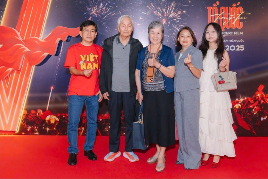 Tính đến chiều 28/10, sau hơn 10 ngày ra rạp, phim thu về khoảng 2 tỷ đồng. 565622739-122107817583013007-911.jpg