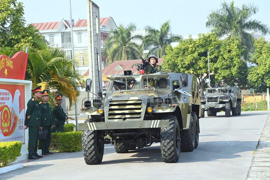 Đoàn công tác Bộ Quốc phòng đánh giá cao công tác sẵn sàng chiến đấu bảo vệ Đại hội Đảng toàn quốc của Bộ CHQS tỉnh Bắc Ninh.