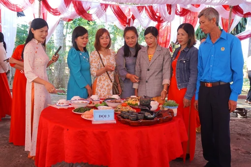 Sôi nổi hội thi nấu ăn Ngày Quốc tế Phụ nữ tại Công ty Cà phê Ia Sao 2