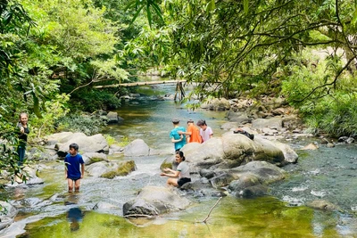 Một cung đường, nhiều dấu ấn