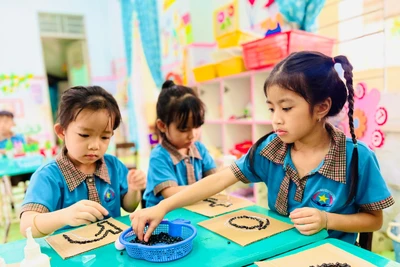 Chung tay giữ an toàn cho trẻ trong dịp hè