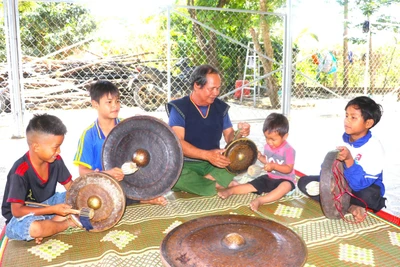 "Những cánh chim đầu đàn" ở Kbang. Ảnh: An Phát