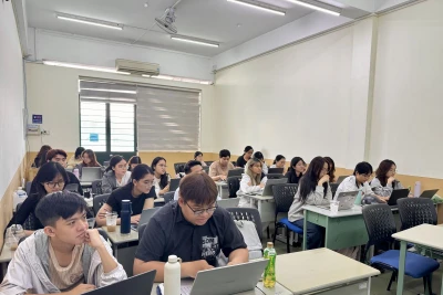 Nơi 'chắp cánh' cho những nhà báo tương lai