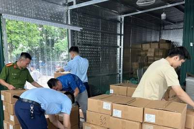 Bát nháo thị trường mỹ phẩm: Người tiêu dùng lãnh đủ