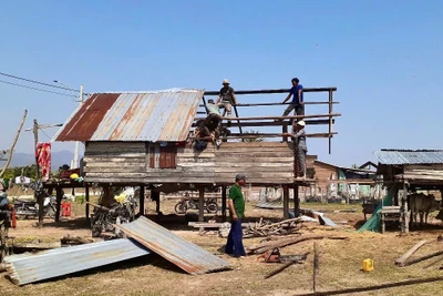Krông Pa: 69 căn nhà bị tốc mái do mưa dông kèm lốc xoáy