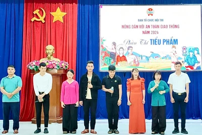 Chư Sê: Hội viên nông dân tham gia giữ gìn trật tự an toàn giao thông