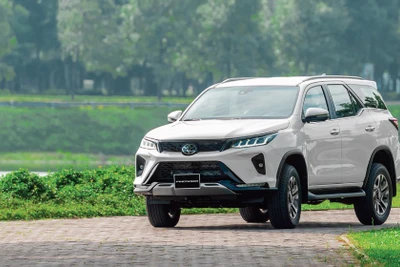 Toyota Fortuner: SUV 7 chỗ sang trọng và bền bỉ có giá hơn 1,1 tỷ đồng