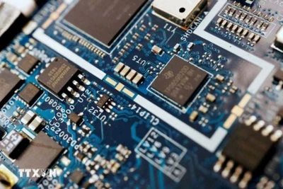 Tổng thống Trump sẽ áp thuế 100% với chip bán dẫn nhập khẩu