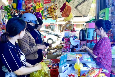 Siết chặt quy định về hóa đơn: Người kinh doanh hàng “nhà làm” phấp phỏng