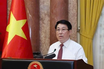Chủ tịch nước Lương Cường gặp mặt, tuyên dương 150 người làm báo tiêu biểu