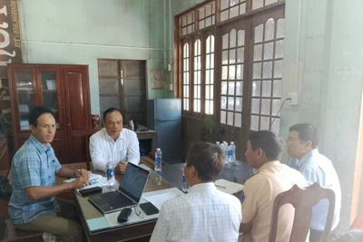 Phó Chủ tịch UBND tỉnh Dương Mah Tiệp kiểm tra công tác phòng-chống dịch tả heo châu Phi