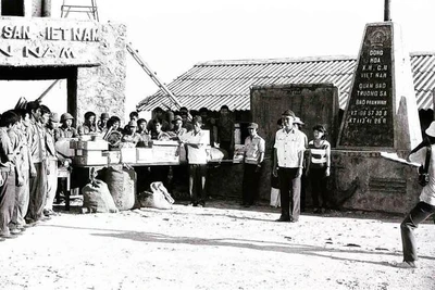 Cổ tích ở Trường Sa: Có chết cũng phải đưa bộ đội về
