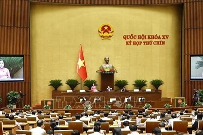  Đề nghị rút ngắn 3 tháng nhiệm kỳ Quốc hội khóa XV và HĐND các cấp