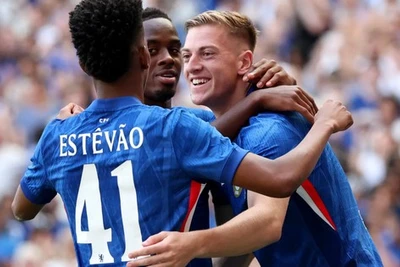 Thắng AC Milan 4-1, Chelsea bùng nổ với dàn sao tân binh ở Stamford Bridge