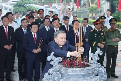 Lễ kỷ niệm 110 năm Ngày sinh Tổng Bí thư Nguyễn Văn Linh