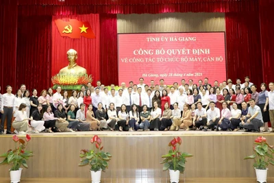 Tỉnh ủy công bố quyết định sáp nhập Báo Hà Giang và Đài PT - TH tỉnh