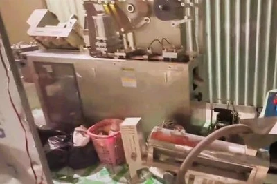 Vụ phá đường dây thuốc giả quy mô toàn quốc: Những hình ảnh ghê người
