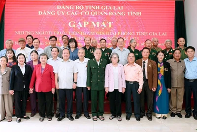 Tri ân và tiếp lửa truyền thống