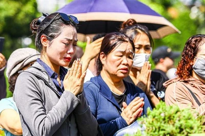 Người dân xúc động tưởng nhớ cố Tổng Bí thư Nguyễn Phú Trọng