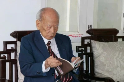 Vị tướng già hồi tưởng những kỷ niệm gắn bó với Đại tướng Khamtay Siphandone