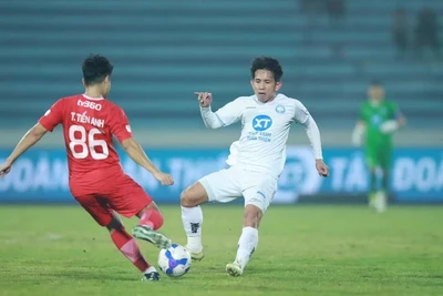 Vòng 15 V-League: Đại chiến Thể Công - Nam Định, sân Quy Nhơn chào Quả bóng Vàng Tiến Linh