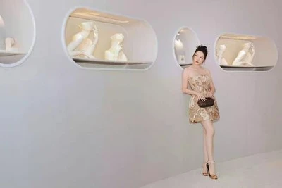 Khéo như Lý Nhã Kỳ