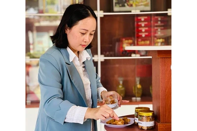 Chế biến dứa sấy dẻo: Hướng đi mới của dân làng Kon Lốc 1