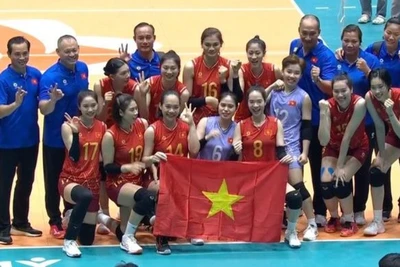Tuyển nữ Việt Nam lần thứ 3 liên tiếp vô địch Cúp bóng chuyền châu Á