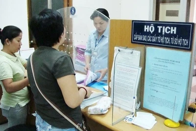 Từ ngày 1-7, người dân được làm thủ tục khai sinh, kết hôn tại xã đang ở hoặc xã khác