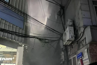 Cháy nhà lúc rạng sáng ở Hoàng Mai khiến 3 người tử vong và 1 người bị thương