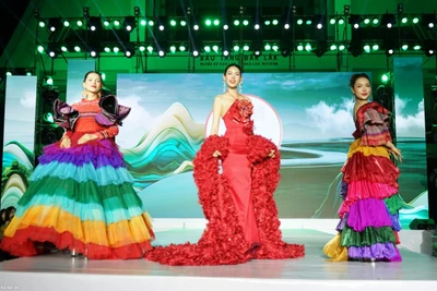 Đặc sắc Chương trình thời trang thổ cẩm Việt Nam – Đắk Lắk 2025: “Sắc vóc non cao”