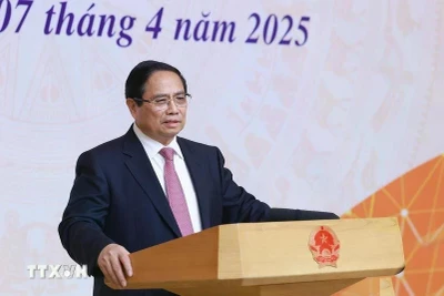 Thủ tướng: Chúng ta phải vươn lên mạnh mẽ, không được phép yếu đi