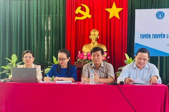 Gia Lai: Tuyên truyền Luật BHXH, BHYT cho 341 hộ kinh doanh cá thể 