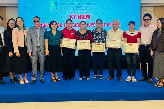 Hội Người mù tỉnh Gia Lai kỷ niệm Ngày Quốc tế Người khuyết tật 3-12