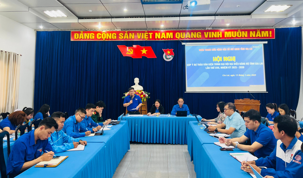 Quang cảnh hội nghị góp ý văn kiện. Ảnh: M.N c3659aef1c3d923d53fb9c8659fa97e2.jpg