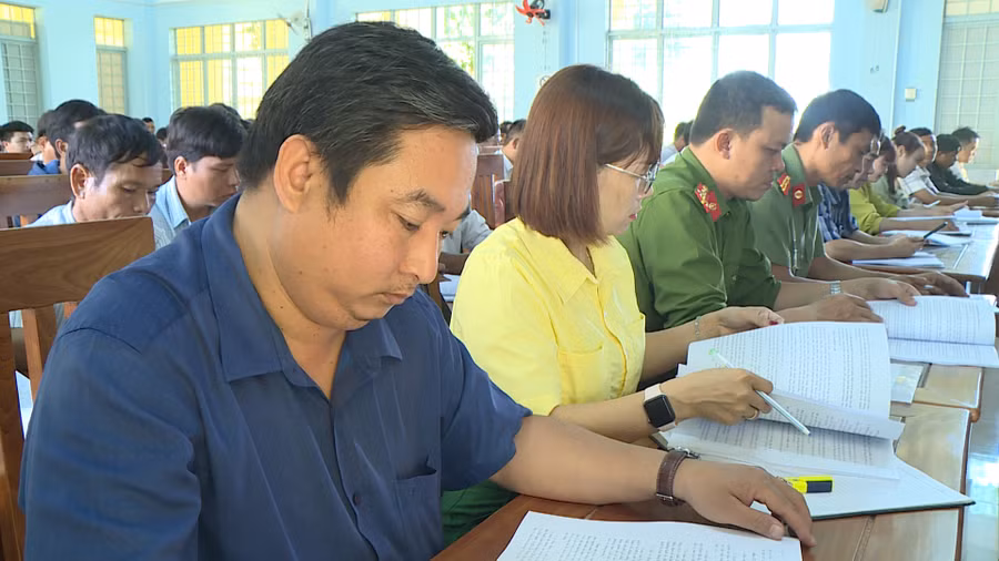 185 học viên tham gia tập huấn kiểm tra, giám sát và kỷ luật Đảng. Ảnh: Sơn Trung