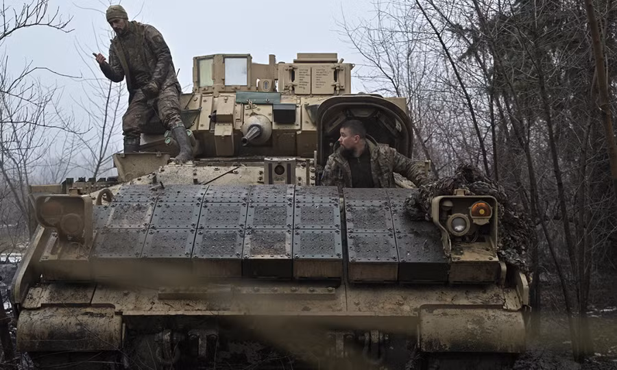 Thiết giáp Ukraine tại vị trí gần Avdeevka hôm 11/2.Ảnh: AFP