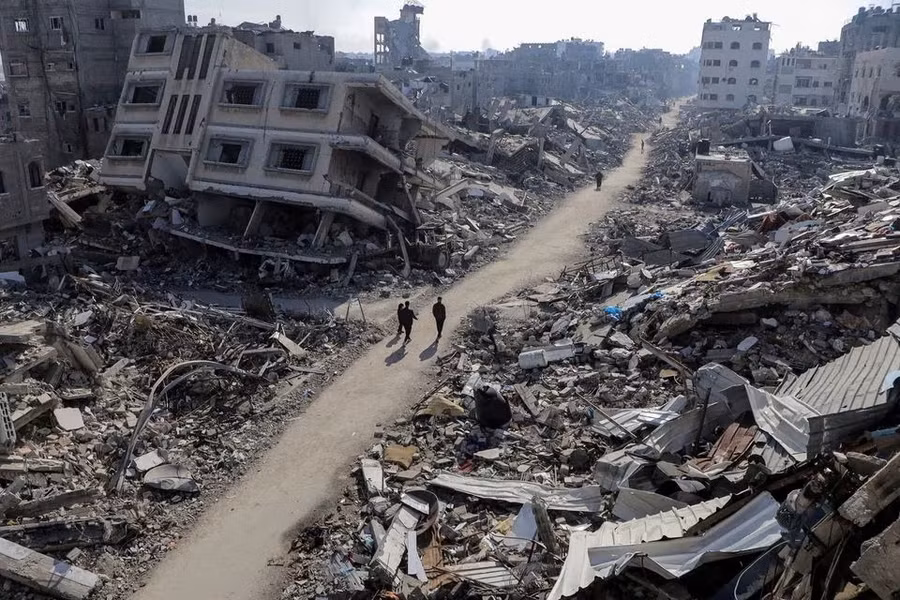 Cảnh đổ nát ở trại tỵ nạn Jabalia phía bắc Gaza sau khi bị Israel tấn công. Ảnh: Reuters