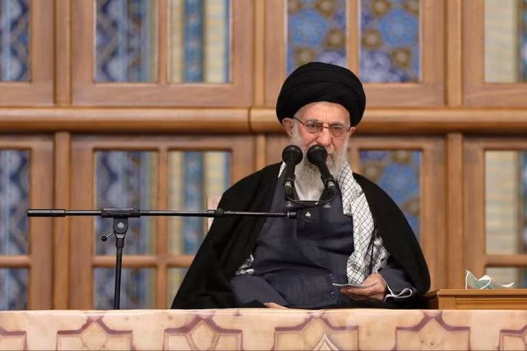 Lãnh tụ tinh thần tối cao của Iran Ayatollah Ali Khamenei. Ảnh: BBC