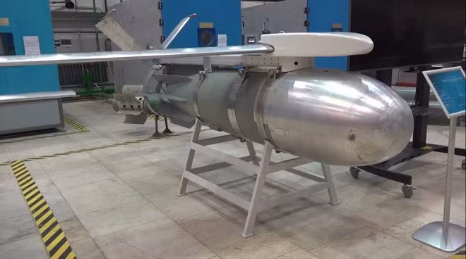 Bom FAB-1500-M54 trang bị UMPC của Nga. Ảnh: mil.in.ua