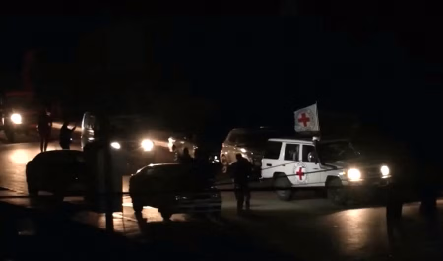 Trao đổi con tin và tù nhân tại Dải Gaza. Ảnh: Reuters Trao đổi con tin và tù nhân tại Dải Gaza. Ảnh: Reuters